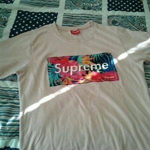 Supreme tee